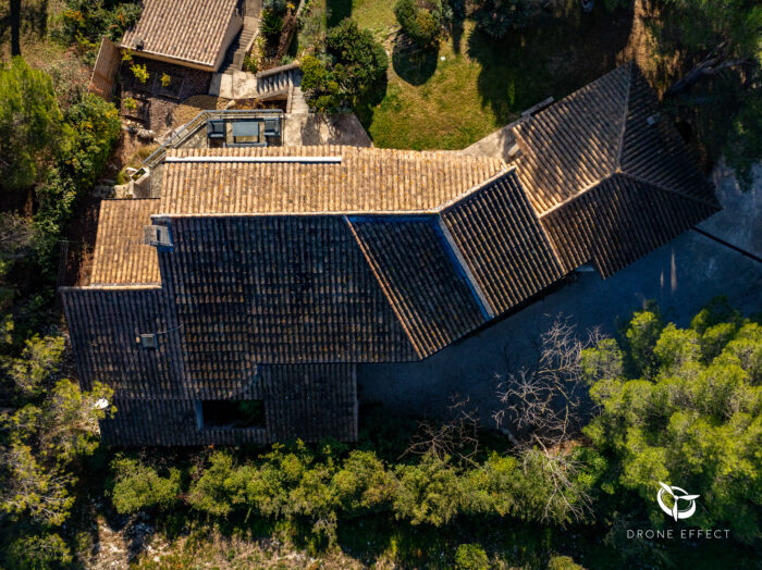 Prise de vue drone immobilier de prestige à Avignon